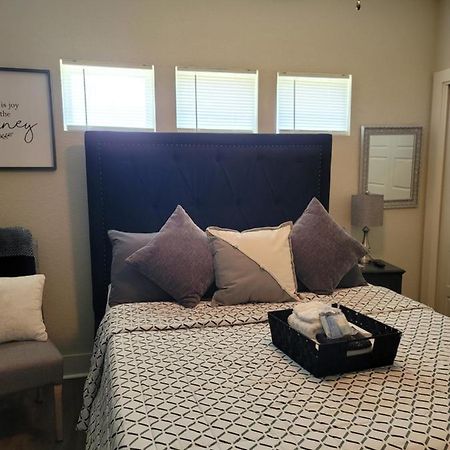 Spacious Townhouse Minutes From Downtown Sa. San Antonio Exterior foto
