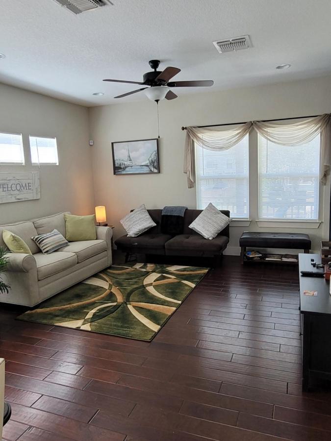 Spacious Townhouse Minutes From Downtown Sa. San Antonio Exterior foto
